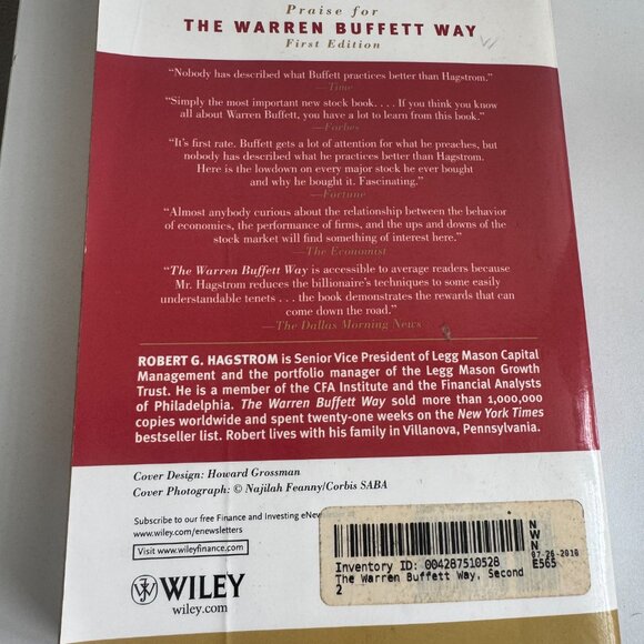 The Warren Buffett Way - 2nd Edition by Robert G. Hagstrom - Picture 2 of 4